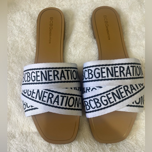 BCBGENERATION  Women’s Collection - Picture 3 of 5